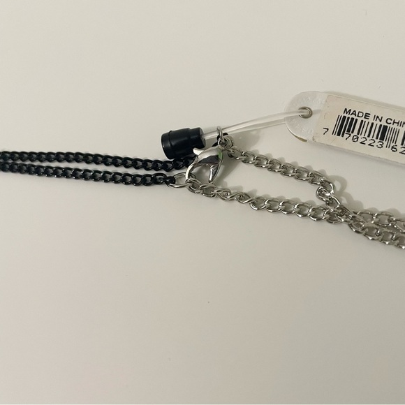 Guess Two Tone Chain Wood Look Horn Necklace - Picture 10 of 16